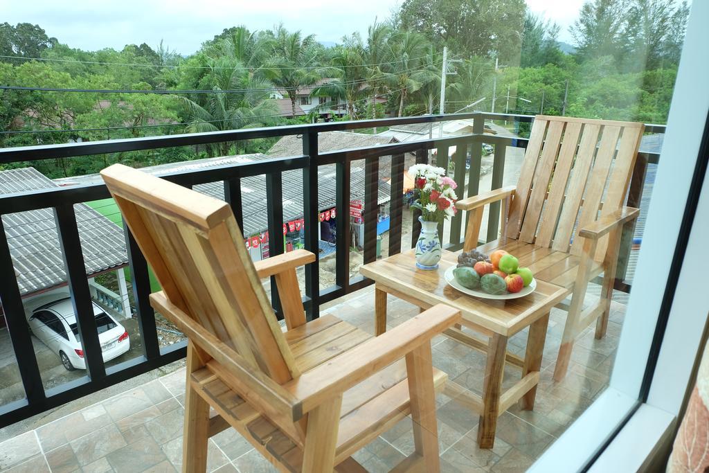 Chatin Guesthouse Khao Lak Exterior foto